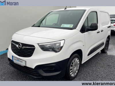 2021 (211) Opel Combo