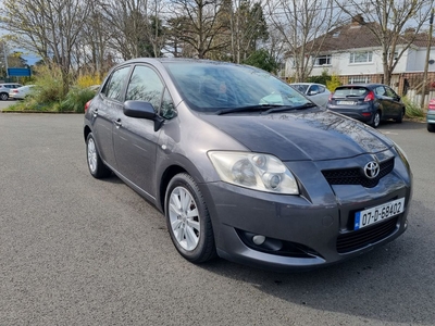 2007 - Toyota Auris Manual