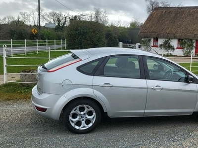 2009 - Ford Focus Manual