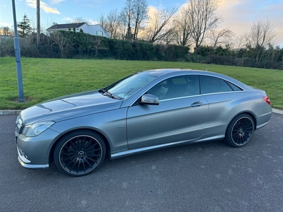 2011 - Mercedes-Benz E-Class Automatic