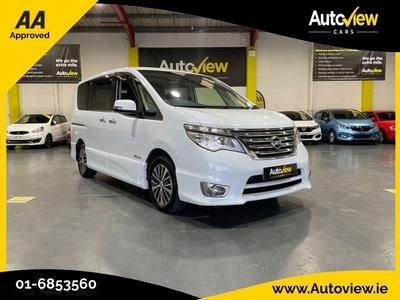 2015 - Nissan Serena Automatic