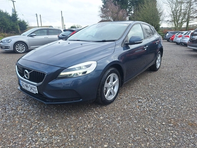 2016 - Volvo V40 Automatic