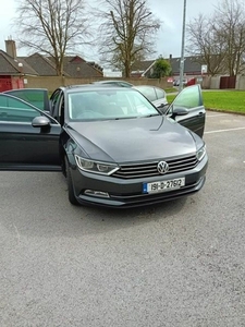 2019 - Volkswagen Passat Manual