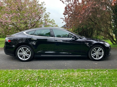 2016 - Tesla MODEL S Automatic