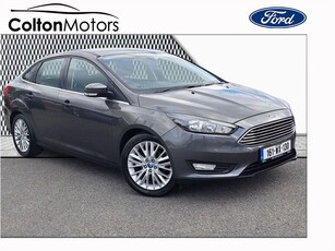 2016 (161) Ford Focus