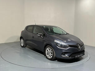 2017 (172) Renault Clio