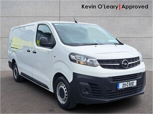 2021 (211) Opel Vivaro