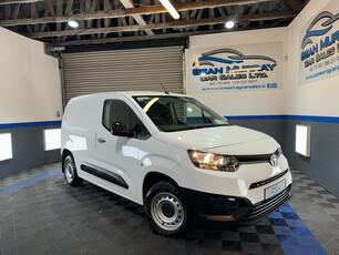 TOYOTA PROACE