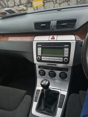 2007 - Volkswagen Passat Manual