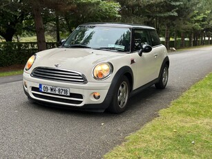 2009 - Mini Cooper ---