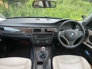 2011 - BMW 3-Series Manual