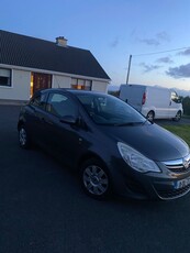 2011 - Vauxhall Corsa ---