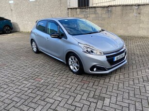 2016 - Peugeot 208 Manual