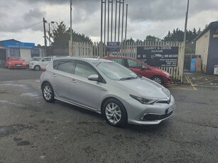 2016 - Toyota Auris Automatic