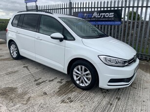 2016 - Volkswagen Touran Automatic