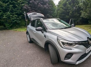 2020 - Renault Captur Manual