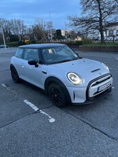 2021 - Mini Cooper Automatic