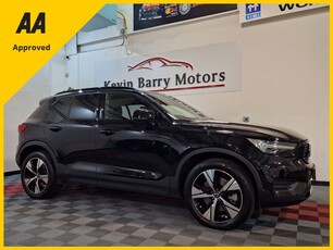 2022 - Volvo XC40 Automatic