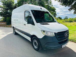 MERCEDES-BENZ SPRINTER