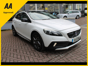 VOLVO V40 CROSS COUNTRY