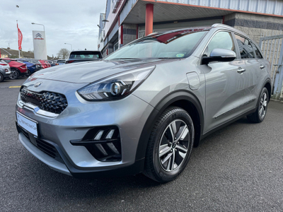 2020 (202) Kia Niro