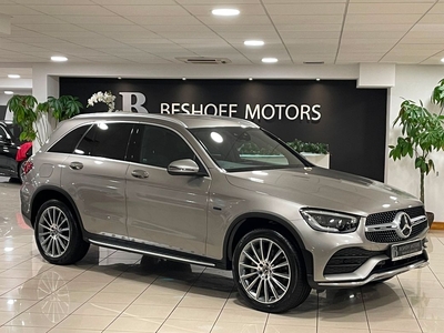 2021 (212) Mercedes-Benz GLC Class