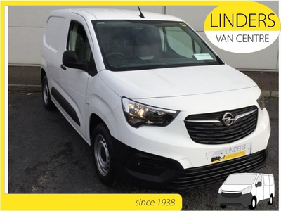 2024 (241) Opel Combo