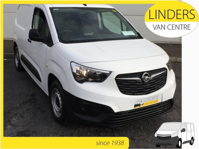 2024 (241) Opel Combo