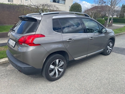 2015 - Peugeot 2008 Manual