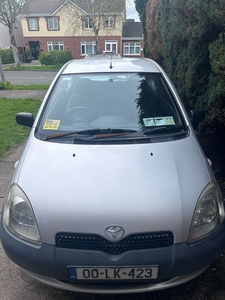 2000 - Toyota Yaris Manual