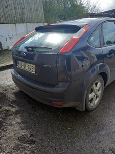 2005 - Ford Focus Manual