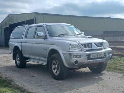 2006 - Mitsubishi L200 ---