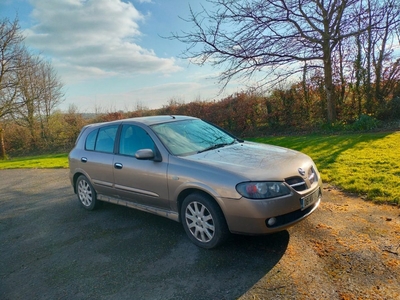 2006 - Nissan Almera Manual