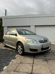 2006 - Toyota Corolla ---