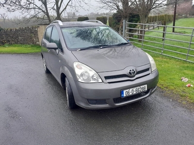 2006 - Toyota Corolla Manual