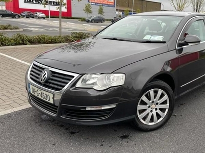 2006 - Volkswagen Passat Manual