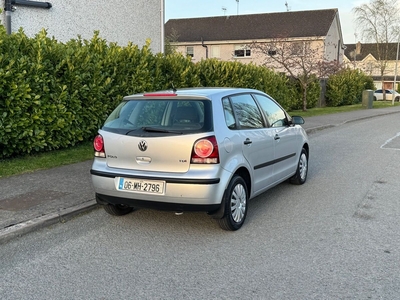 2006 - Volkswagen Polo Manual
