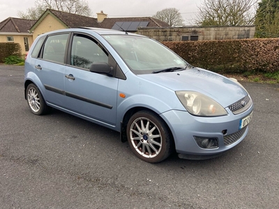 2007 - Ford Fiesta Manual