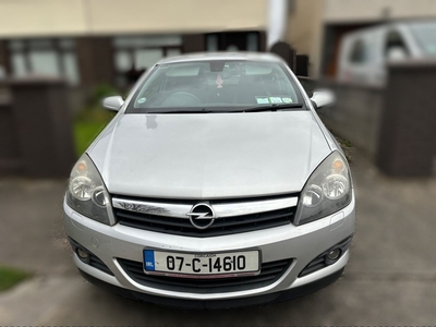 2007 - Opel Astra Manual