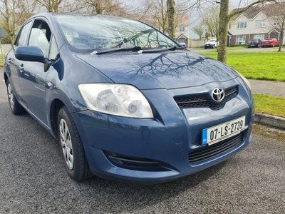 2007 - Toyota Auris Manual