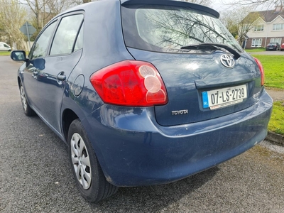 2007 - Toyota Auris Manual