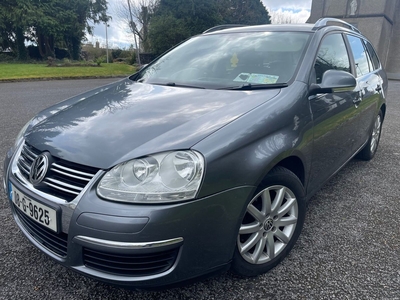 2008 - Volkswagen Golf ---