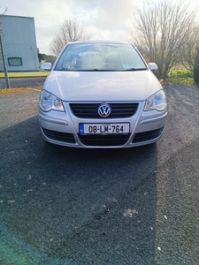 2008 - Volkswagen Polo Manual