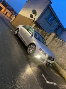 2009 - Audi A4 ---