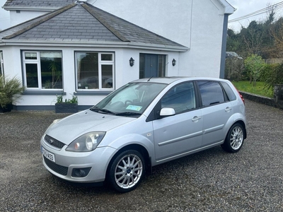 2009 - Ford Fiesta Manual