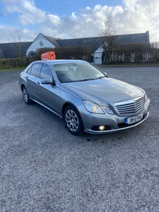 2009 - Mercedes-Benz E-Class Automatic