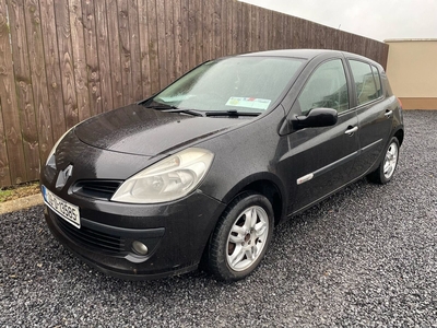 2009 - Renault Clio Manual