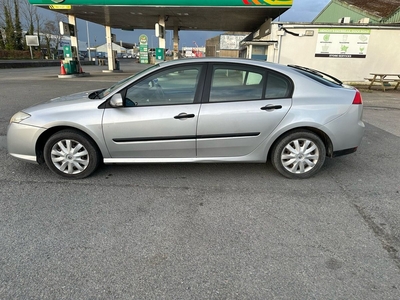 2009 - Renault Laguna Manual