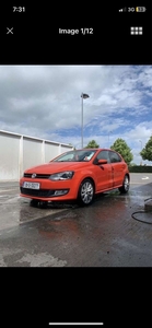 2009 - Volkswagen Polo ---