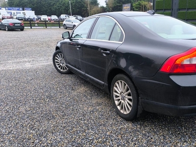 2009 - Volvo S80 Manual